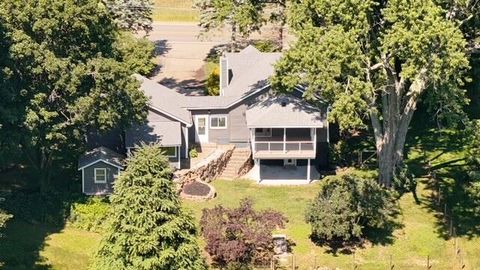 A home in Fredonia Twp