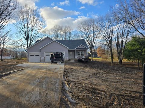 A home in Woodhull Twp