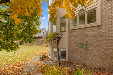 A home in West Bloomfield Twp