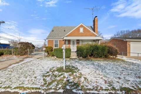 A home in Harper Woods