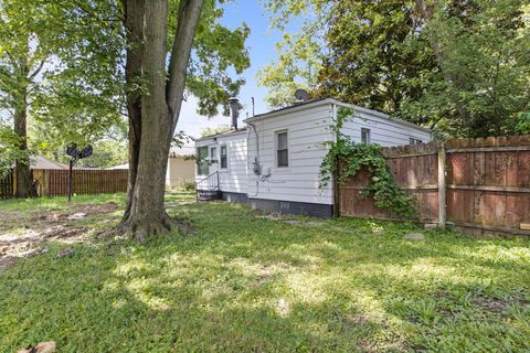 A home in Dearborn Heights