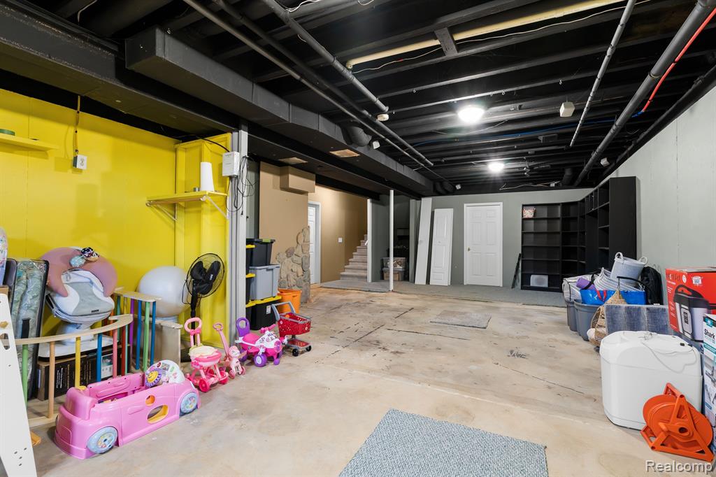 AtlasTownship_Genesee, Michigan 48438, United States, 3 Bedrooms Bedrooms, ,3 BathroomsBathrooms,Residential,Pending,13383