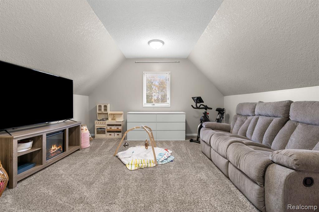 AtlasTownship_Genesee, Michigan 48438, United States, 3 Bedrooms Bedrooms, ,3 BathroomsBathrooms,Residential,Pending,13383