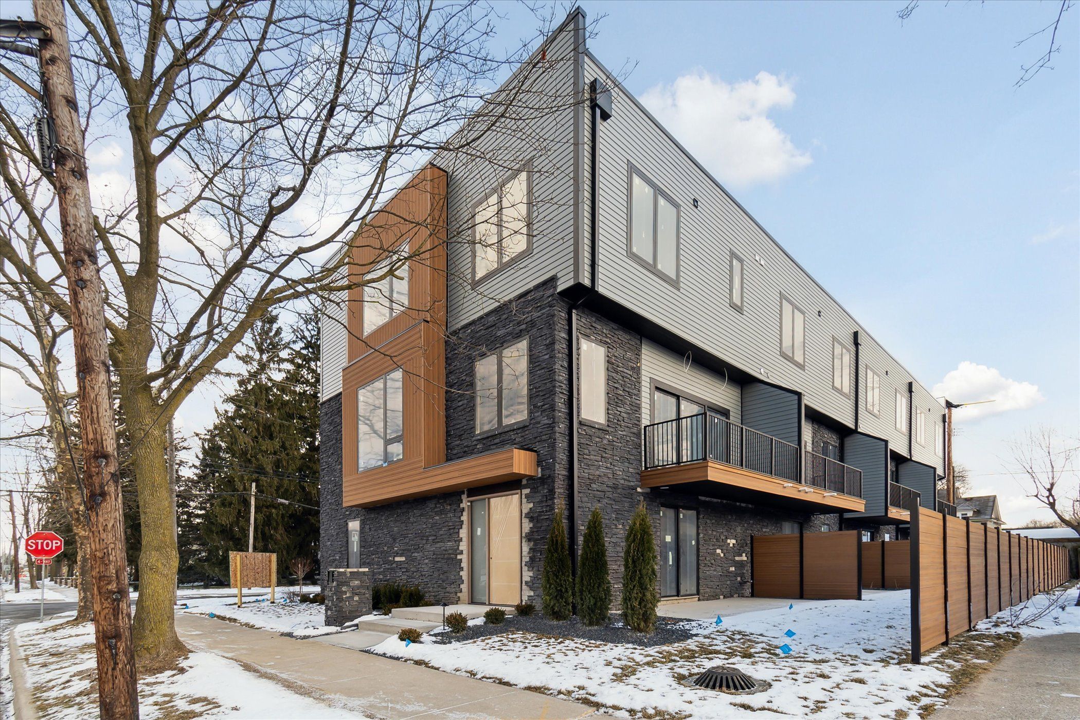525 Walnut Street Unit 2