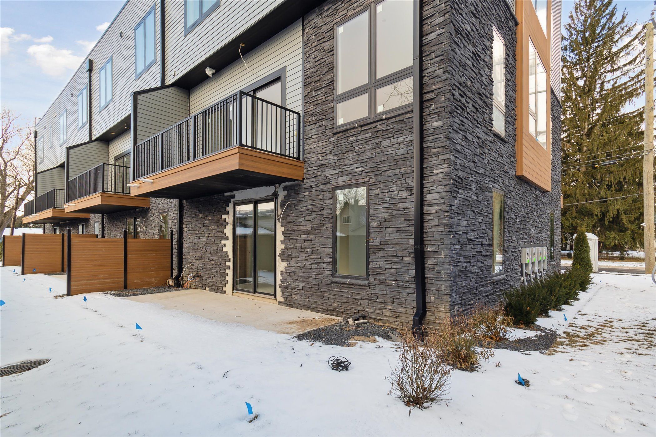 525 Walnut Street Unit 2