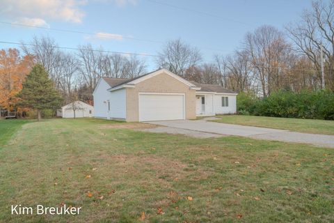 A home in Allendale Twp