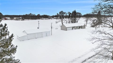 A home in Bowne Twp