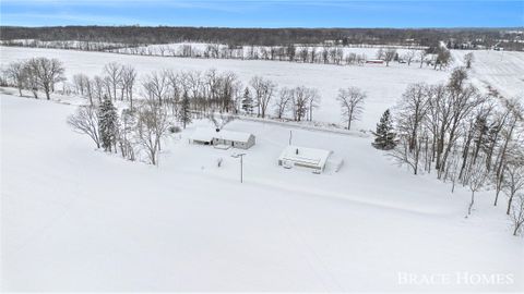 A home in Bowne Twp