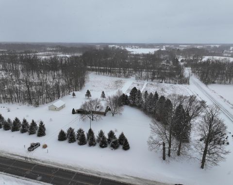 A home in BerrienTownship_Berrien
