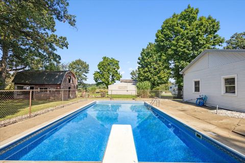 A home in Parma Twp