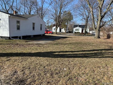 A home in Pontiac