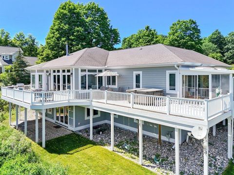 A home in Elmwood Twp