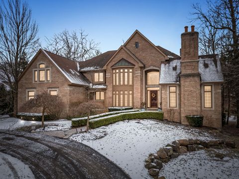 A home in Bloomfield Twp