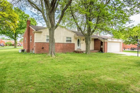 A home in Dearborn Heights