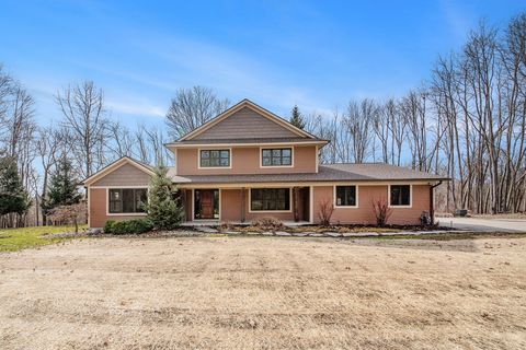 A home in GrandRapidsCharterTownship_Kent