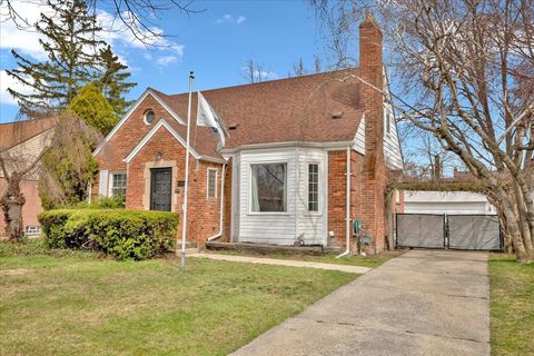 A home in Grosse Pointe Woods