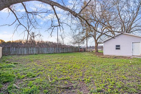 A home in Pavilion Twp