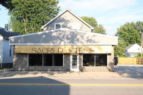 513 Garfield Avenue Bay City City MI 48706