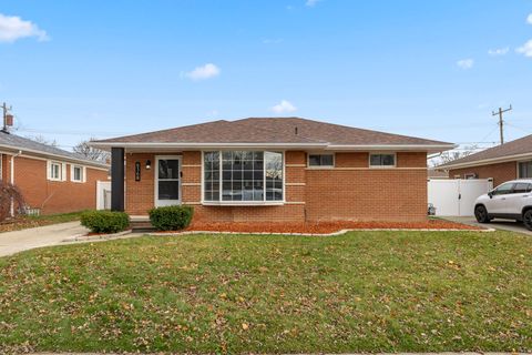 A home in Dearborn Heights