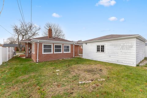 A home in Dearborn Heights