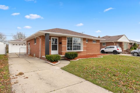 A home in Dearborn Heights