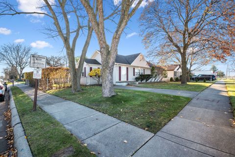 A home in Warren