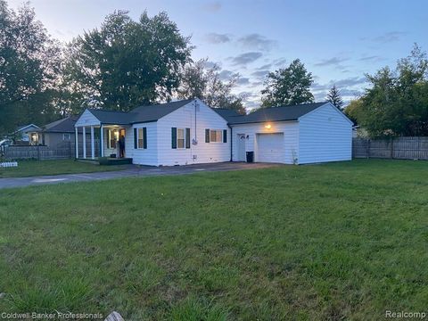 A home in BridgeportCharterTownship_Saginaw