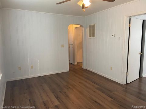 A home in BridgeportCharterTownship_Saginaw
