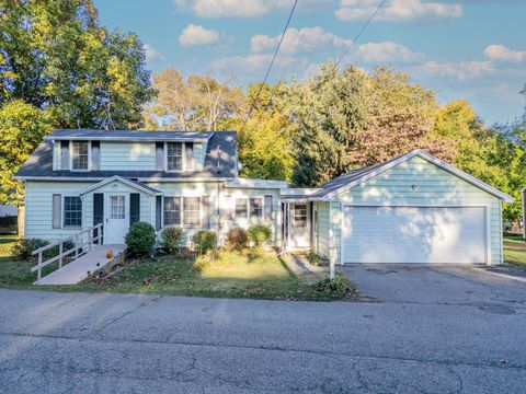 A home in Stockbridge Vlg