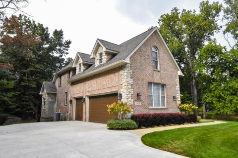 A home in Commerce Twp