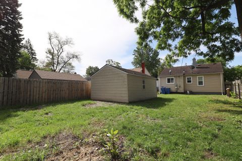 A home in Dearborn Heights