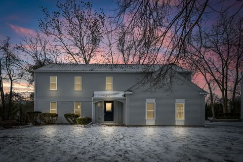 A home in West Bloomfield Twp