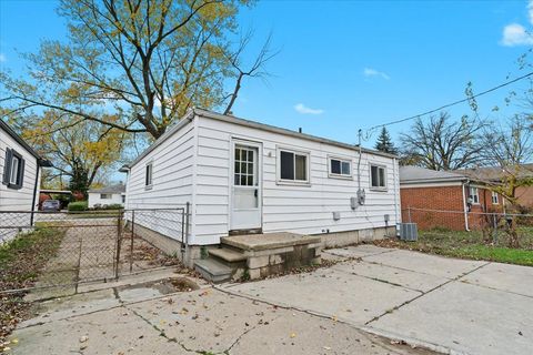 A home in Dearborn Heights