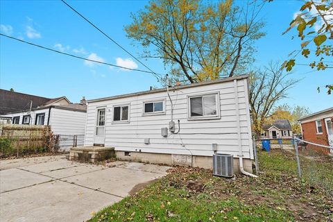 A home in Dearborn Heights