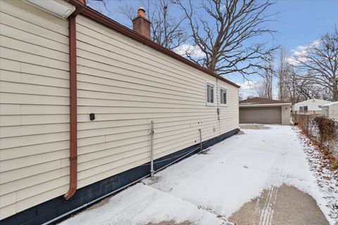 A home in Dearborn Heights