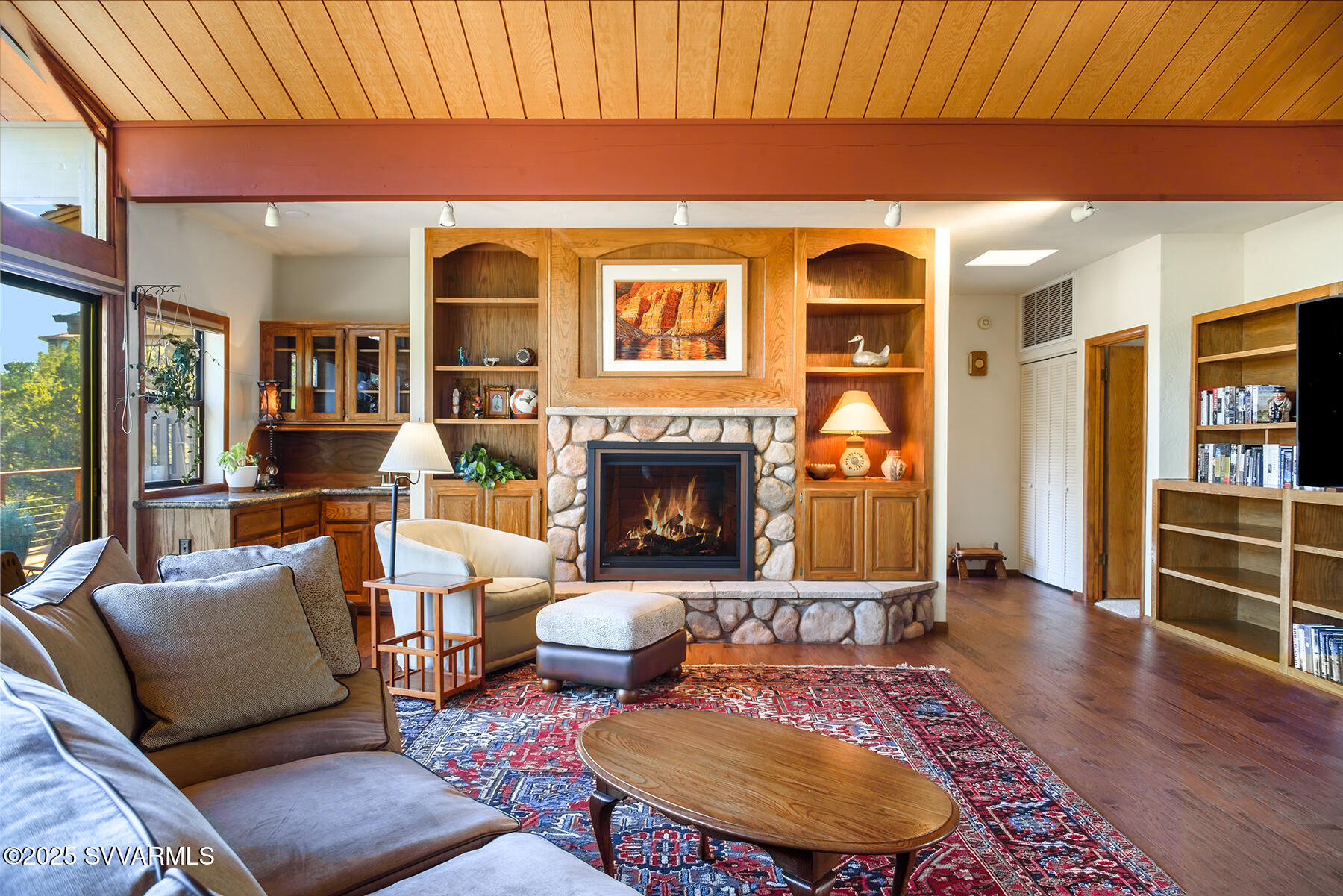 231 N Palisades Drive