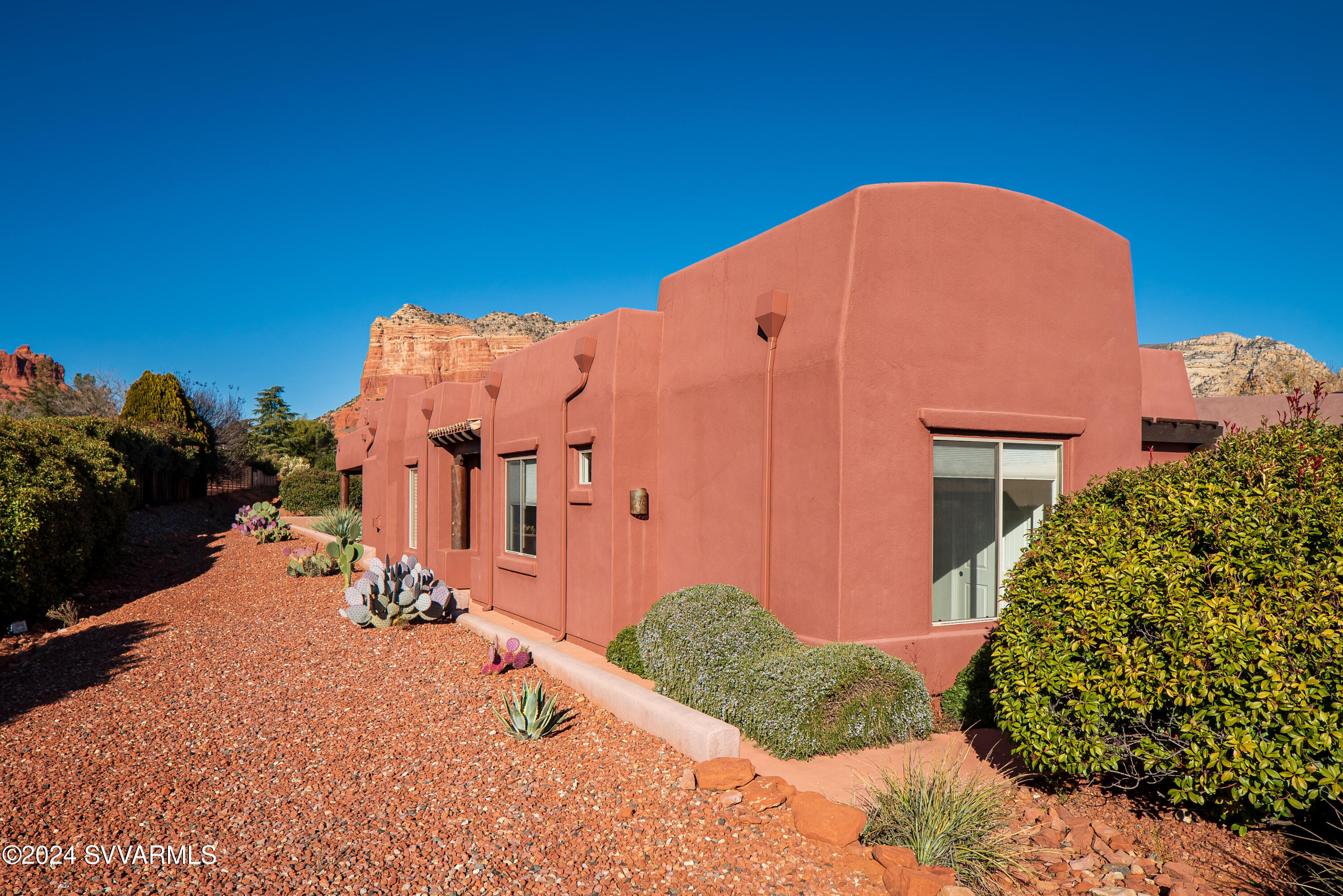 40 Firebird Court