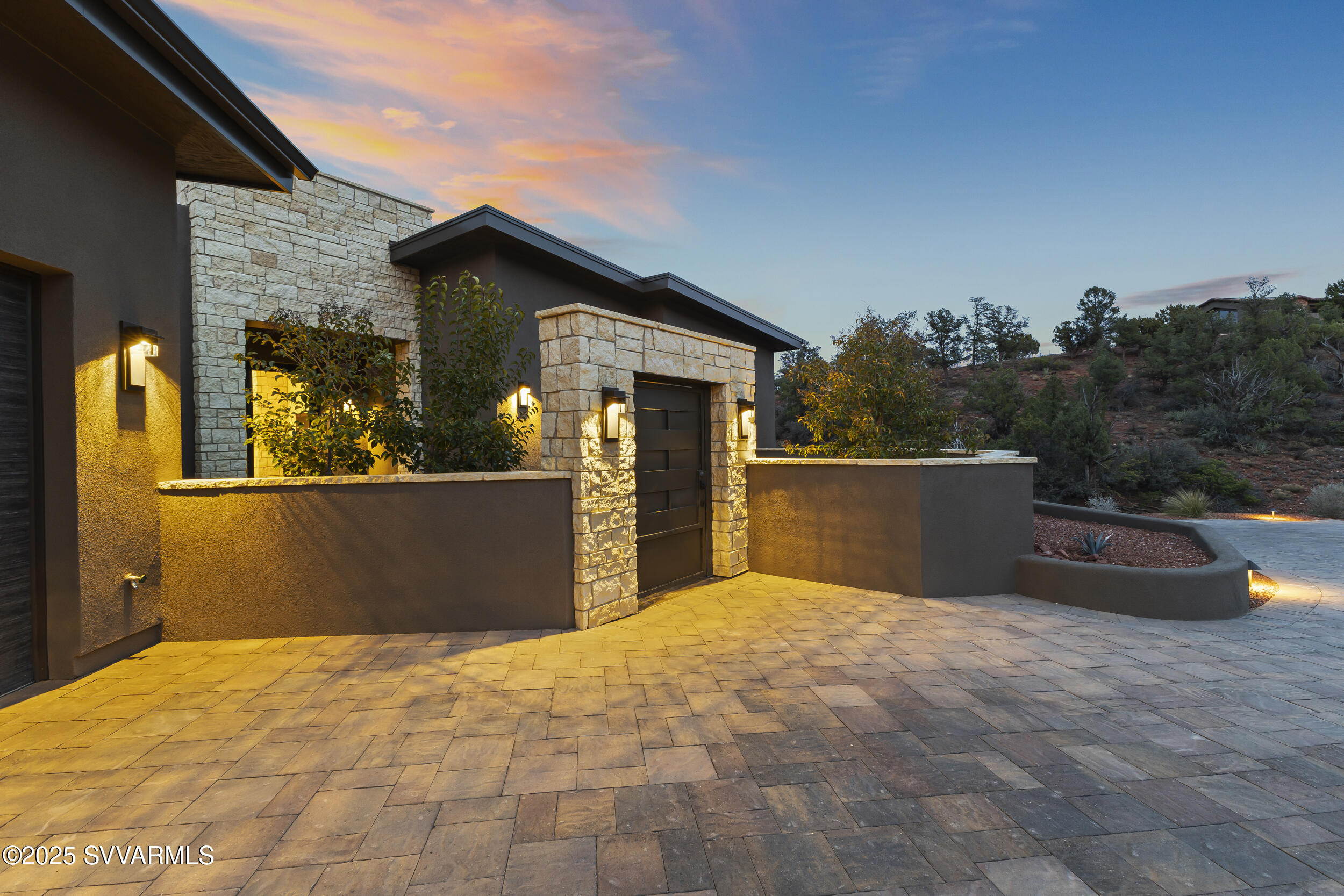 3175 Calle Del Arroyo