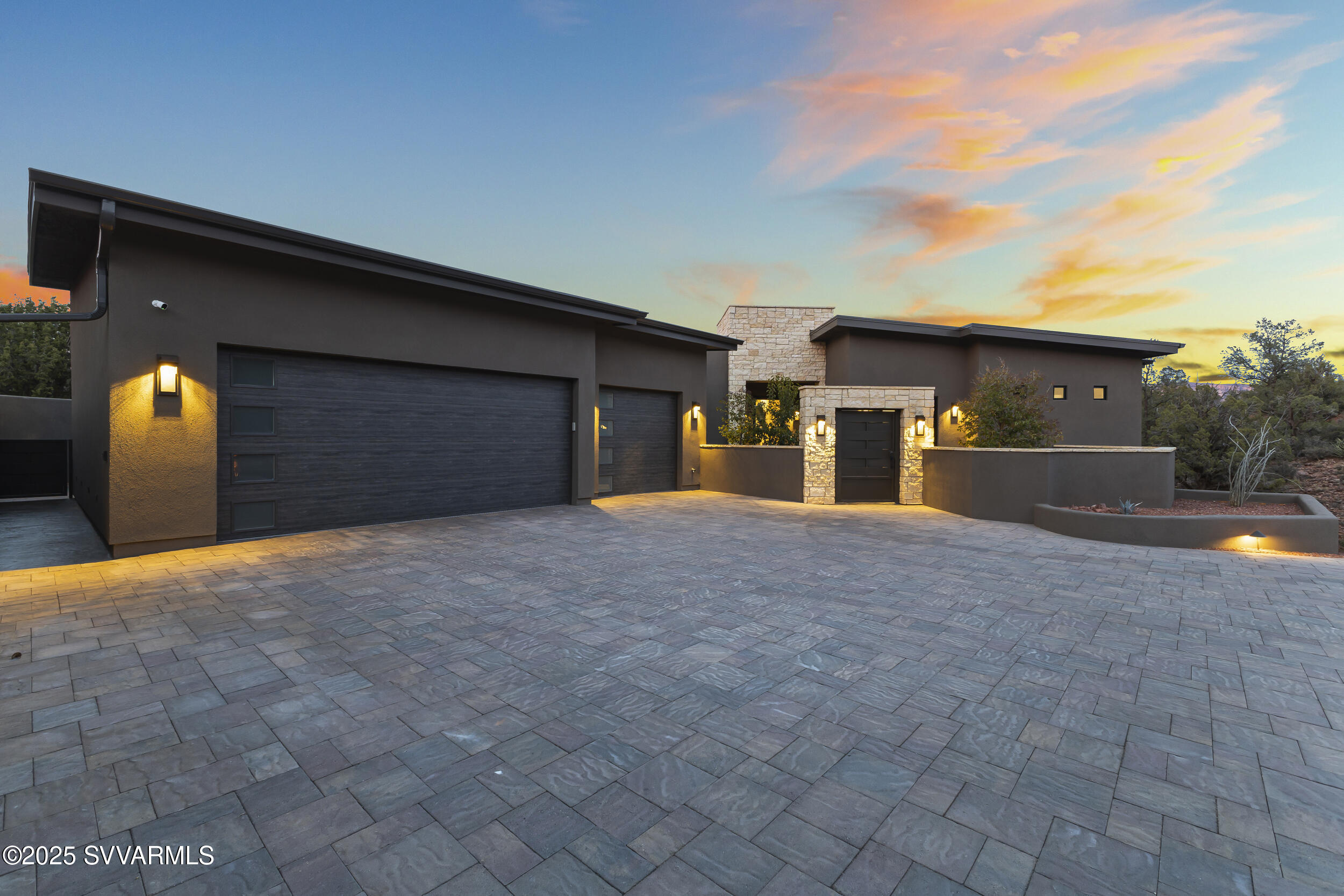3175 Calle Del Arroyo