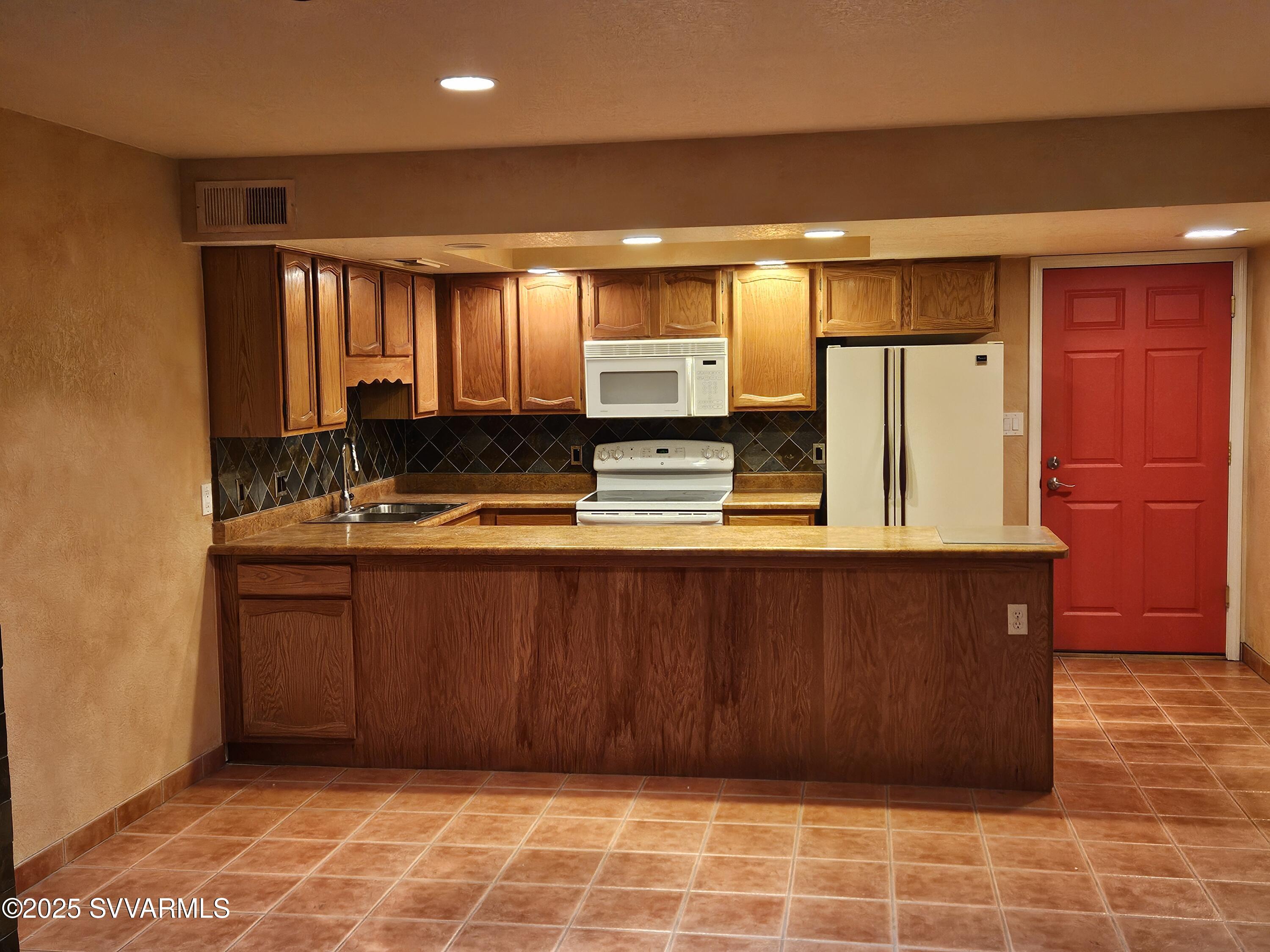 540 Jordan Rd 2