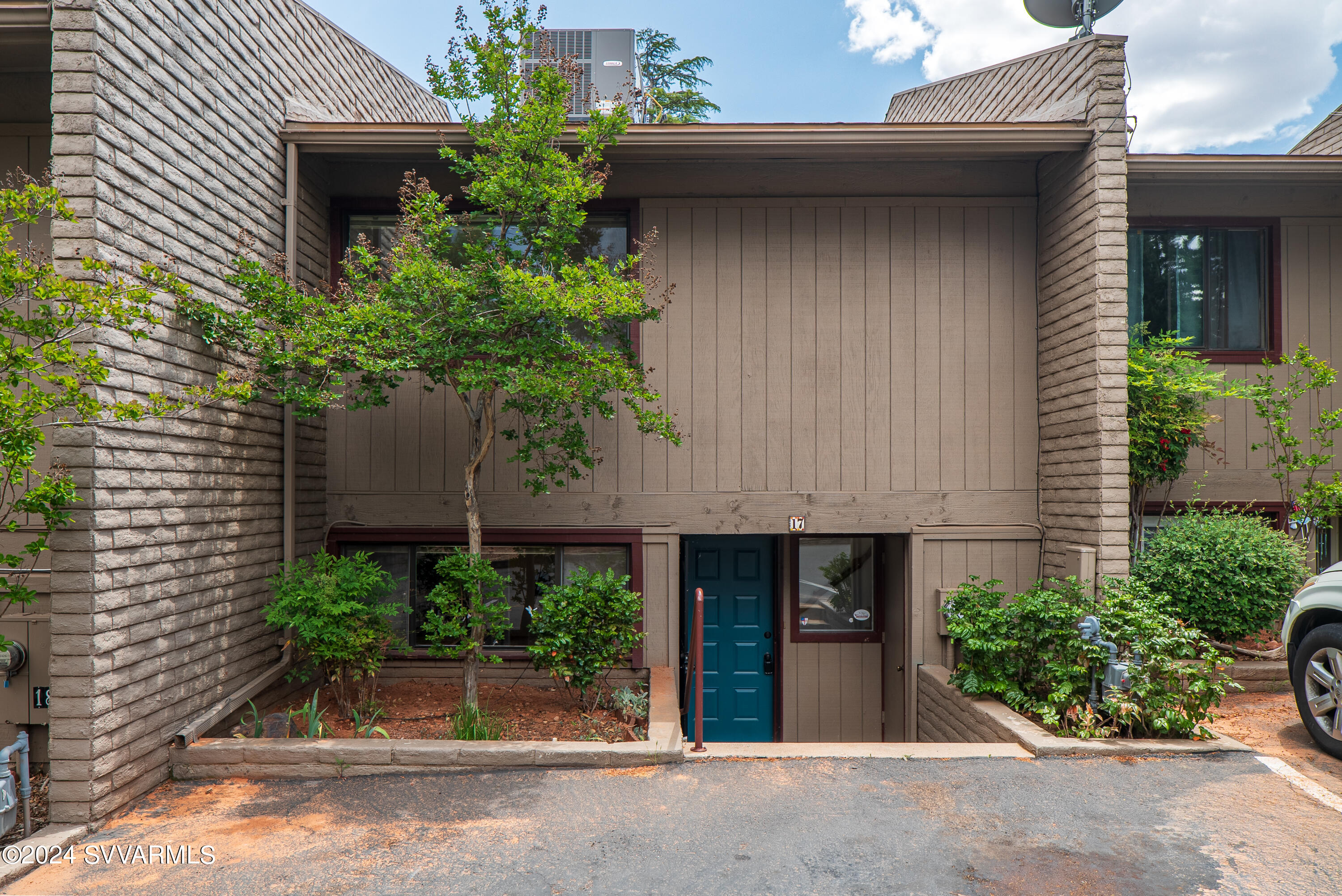 3340 W State Route 89a 17