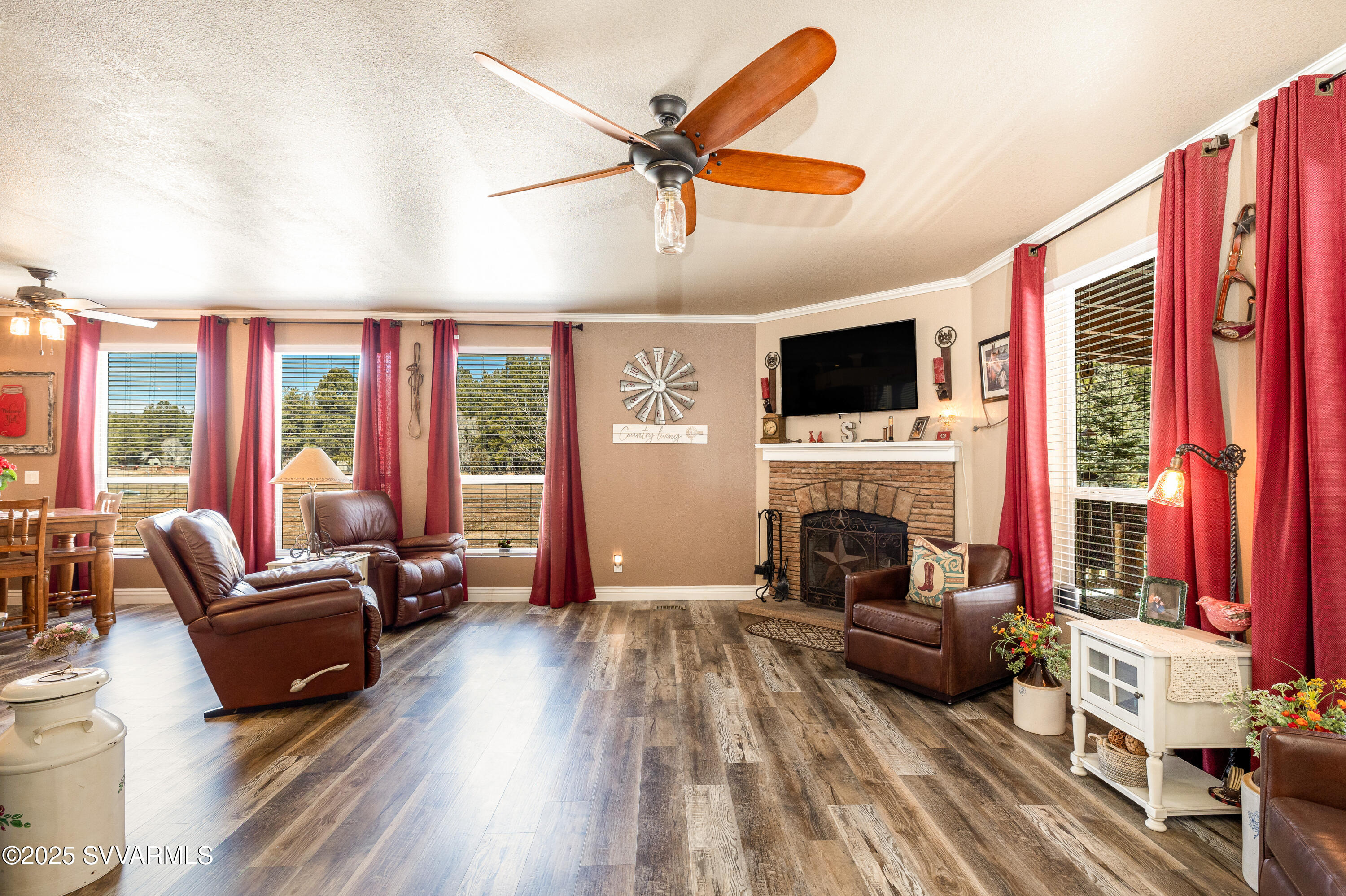 535 Barnwood Tr