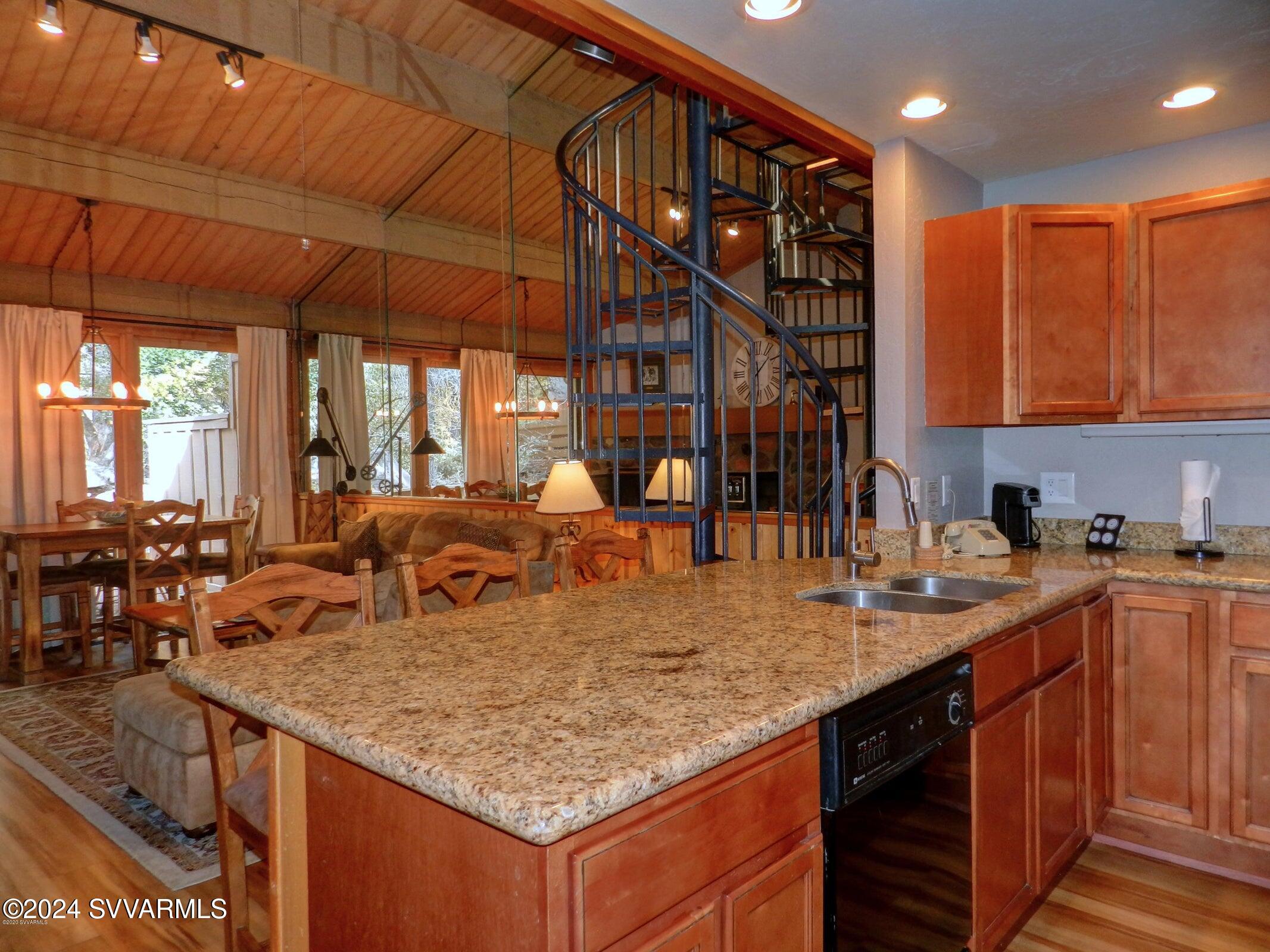 8351 N State Route 89a 31