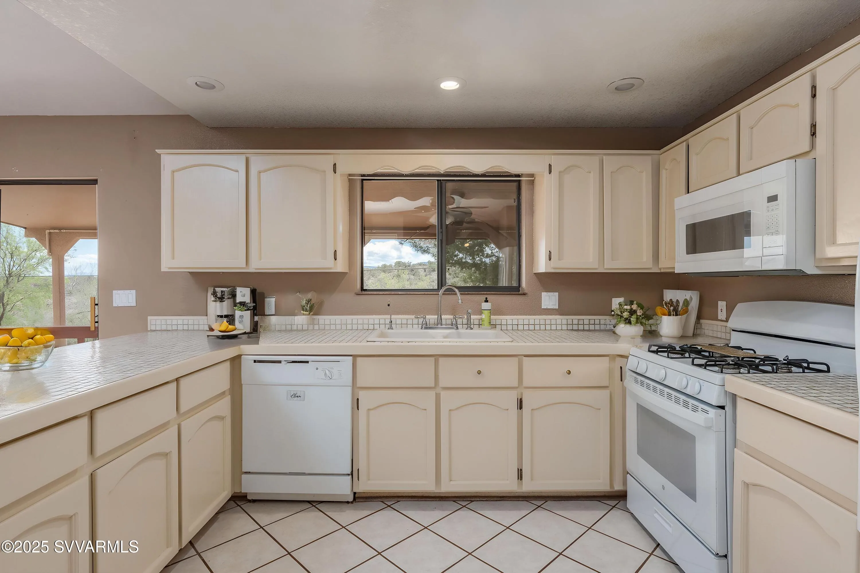 Cottonwood, Arizona 86326, United States, 3 Bedrooms Bedrooms, ,2 BathroomsBathrooms,Residential,Active,112347