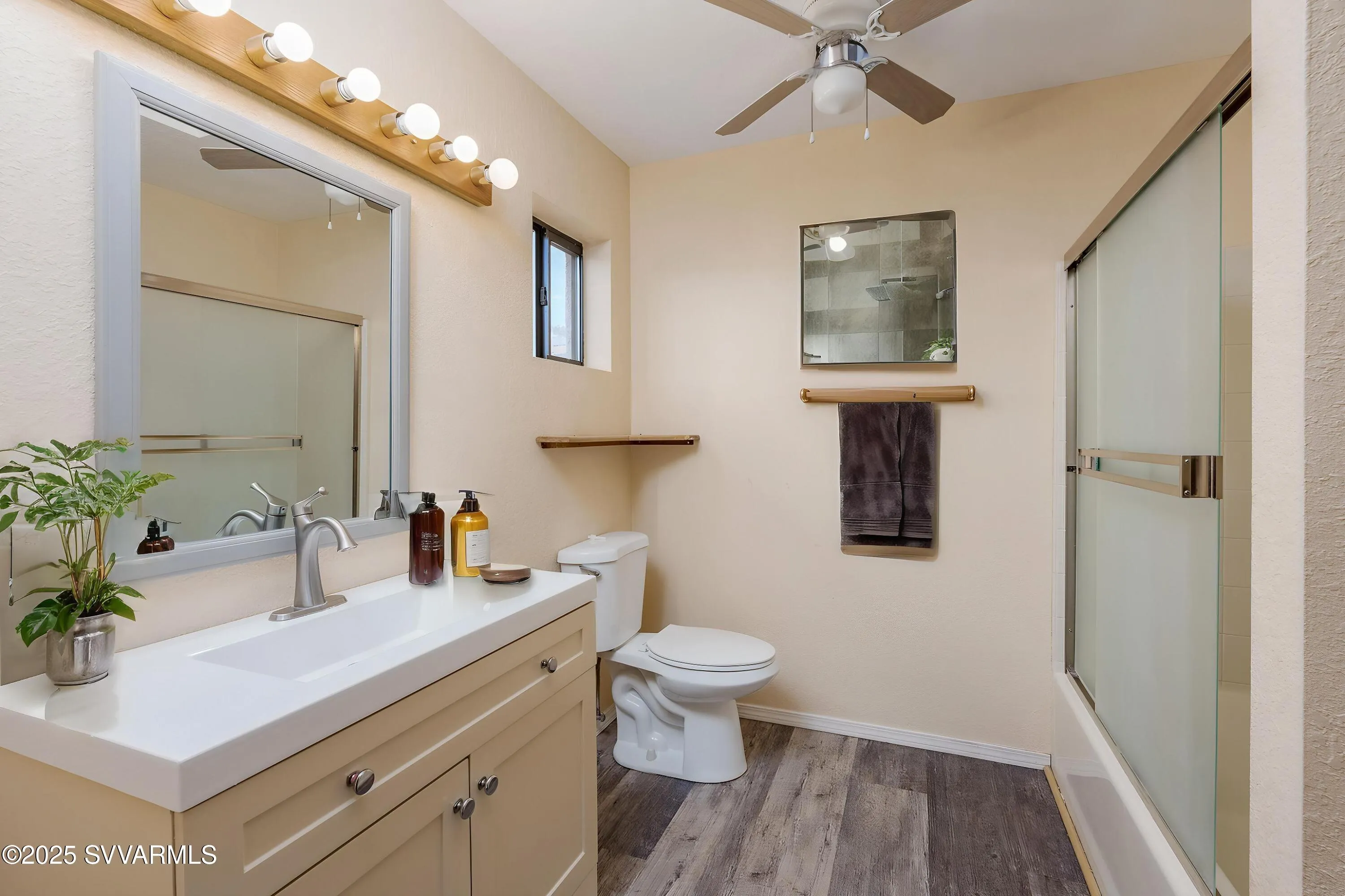 Cottonwood, Arizona 86326, United States, 3 Bedrooms Bedrooms, ,2 BathroomsBathrooms,Residential,Active,112347