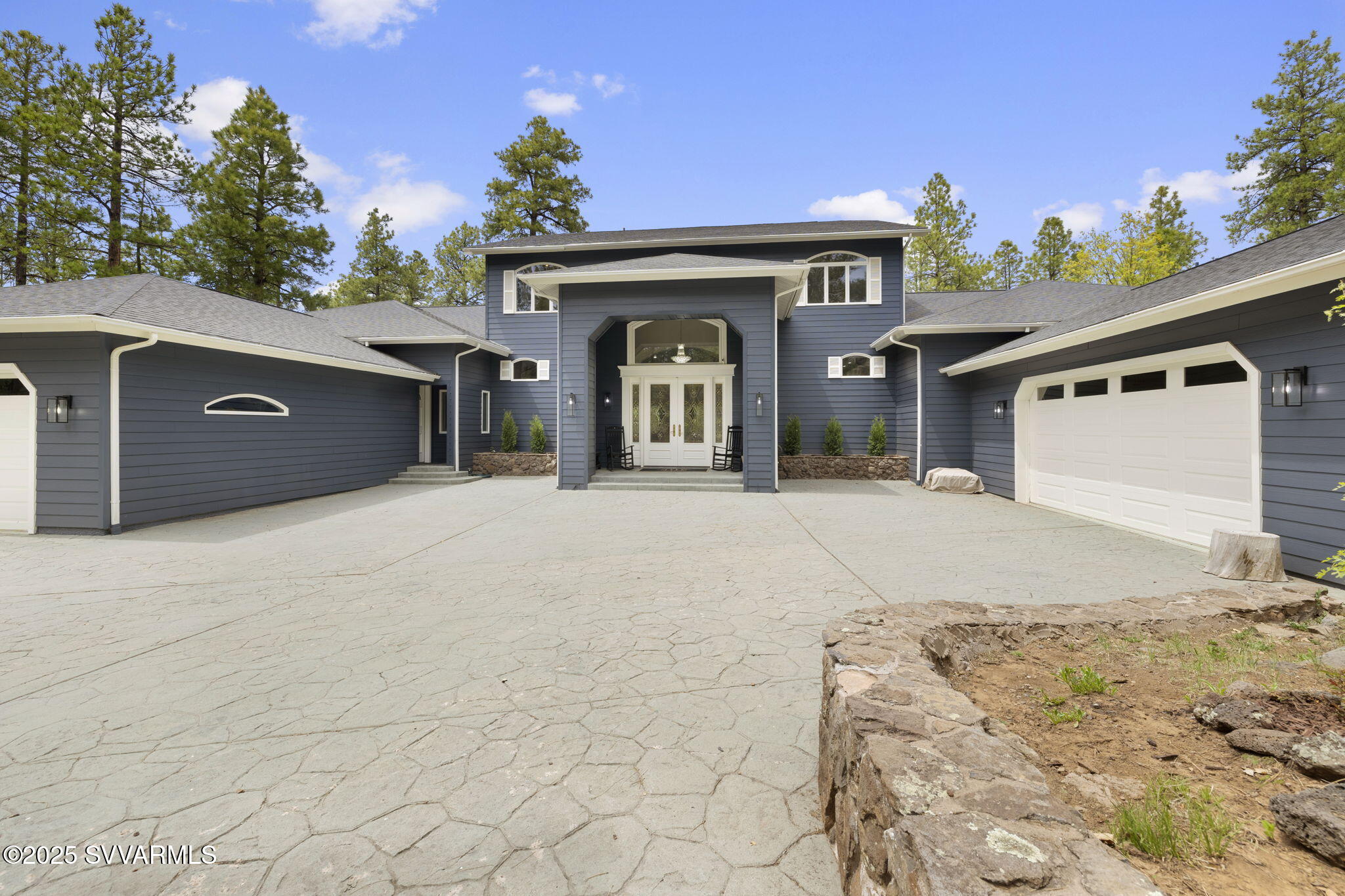 1430 E Puma Place