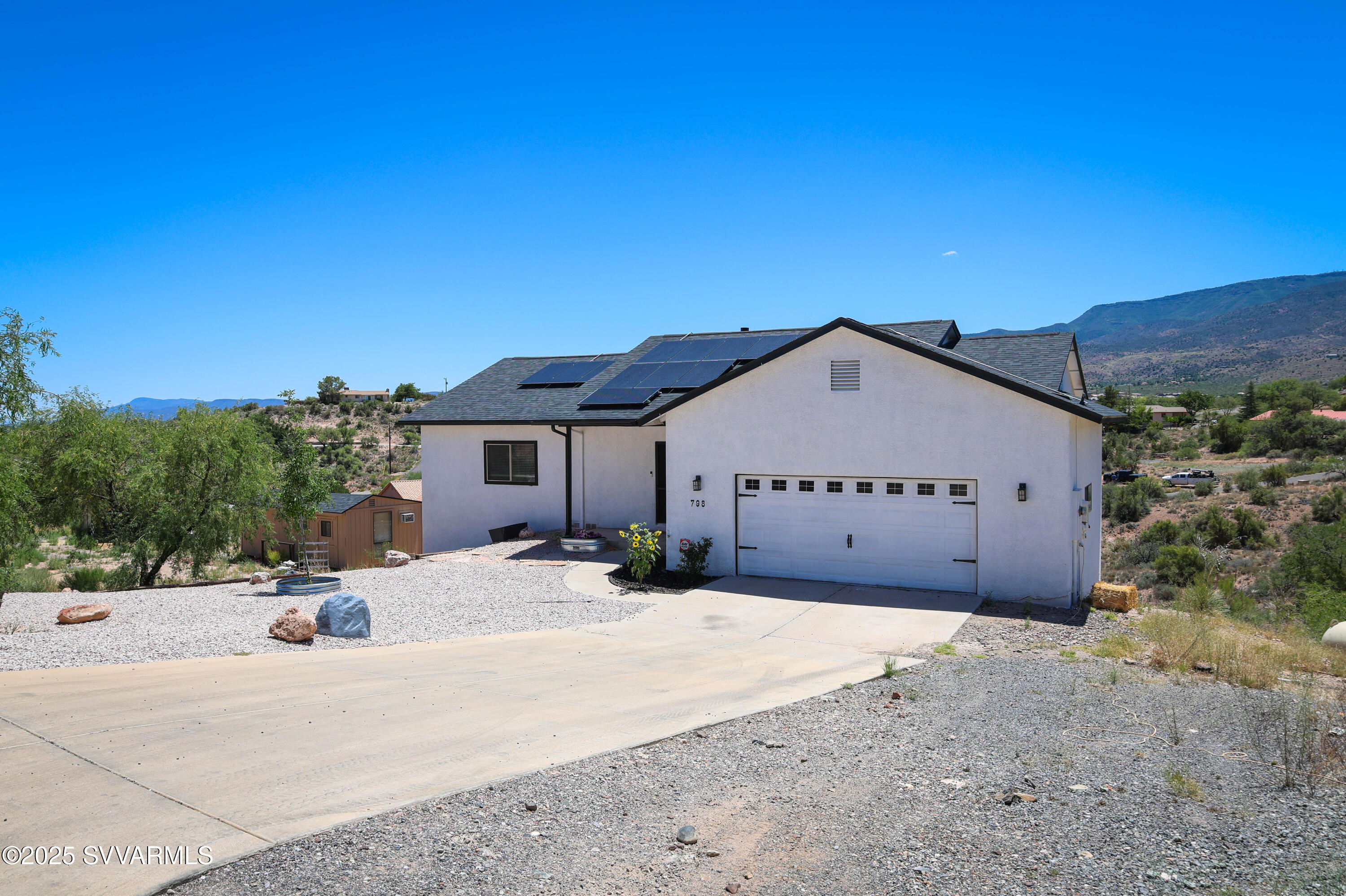 798 Palisades Drive