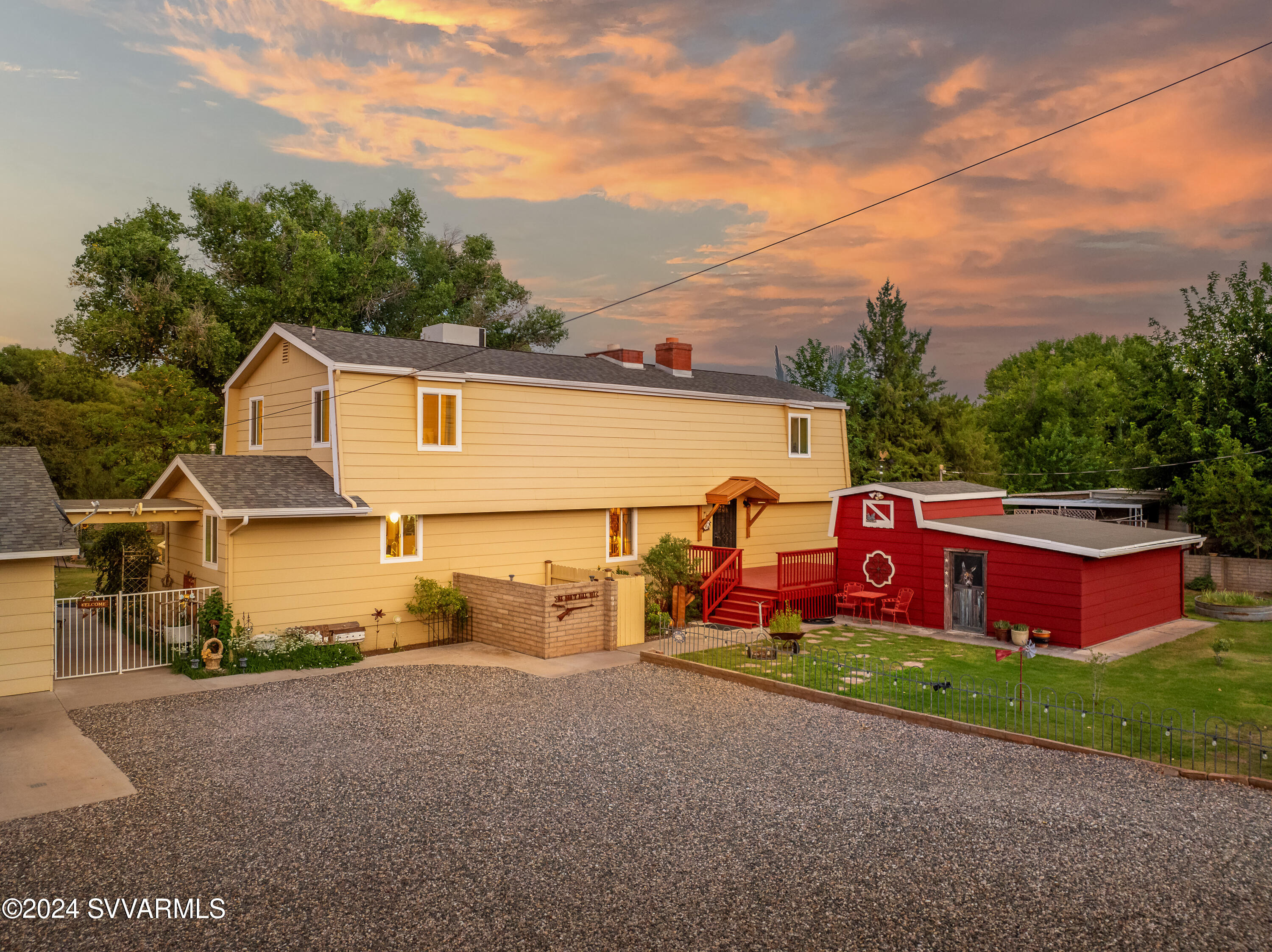 1205 S Brookside Drive