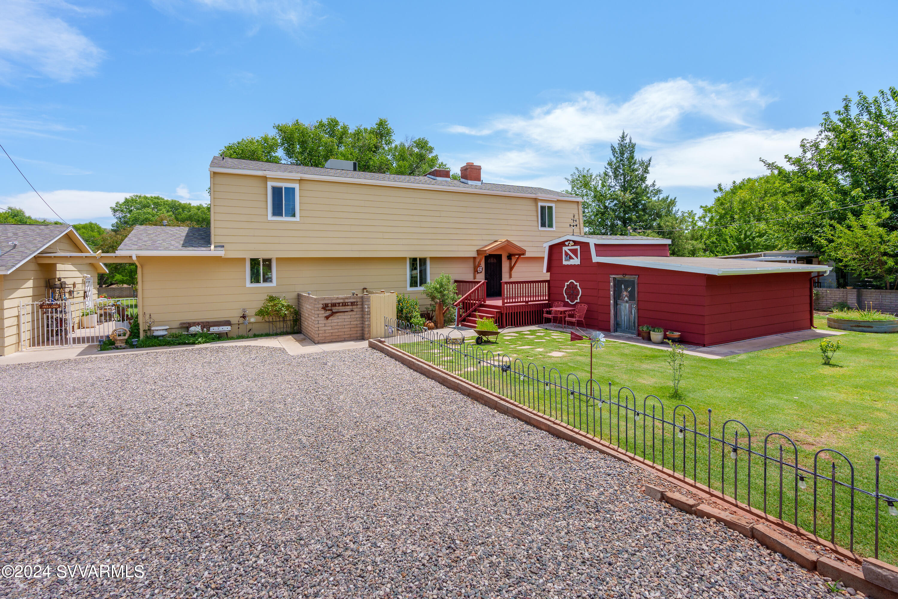 1205 S Brookside Drive