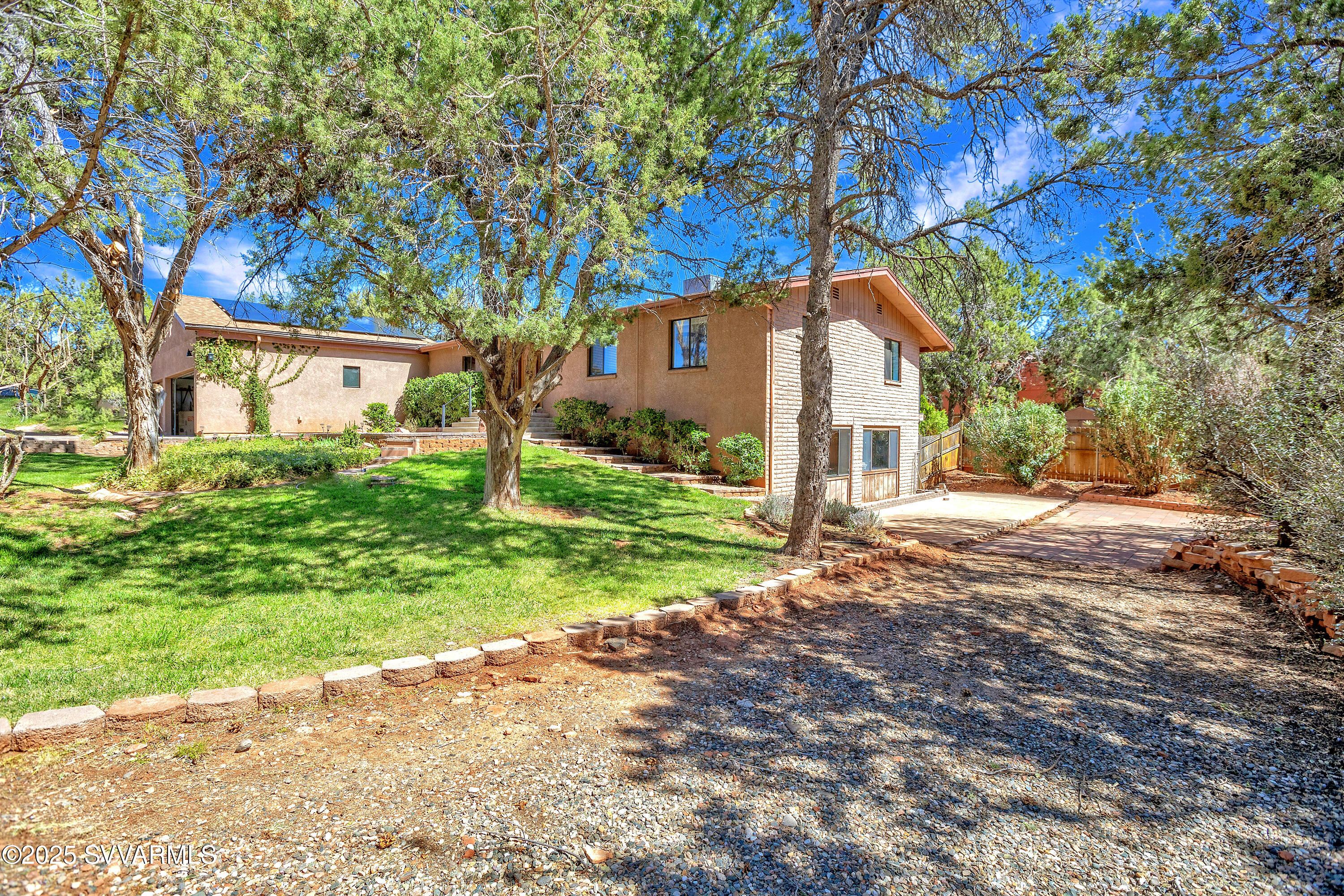 120 Hohokam Drive